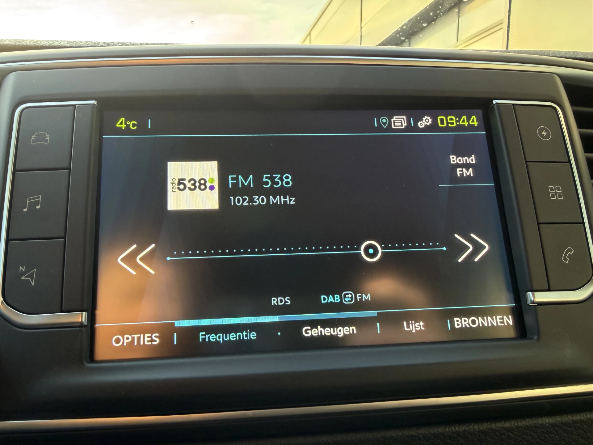 Hoofdafbeelding Peugeot e-Expert