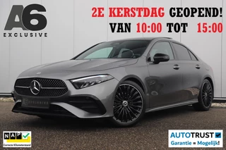 Mercedes-Benz A-klasse 180 AMG Line Night Pakket Automaat Panoramadak 19 inch Keyless Sfeerverlichting Burmester Carplay Navigatie Camera Half Leder Stoelverwarming NAP! Dealer onderhouden!