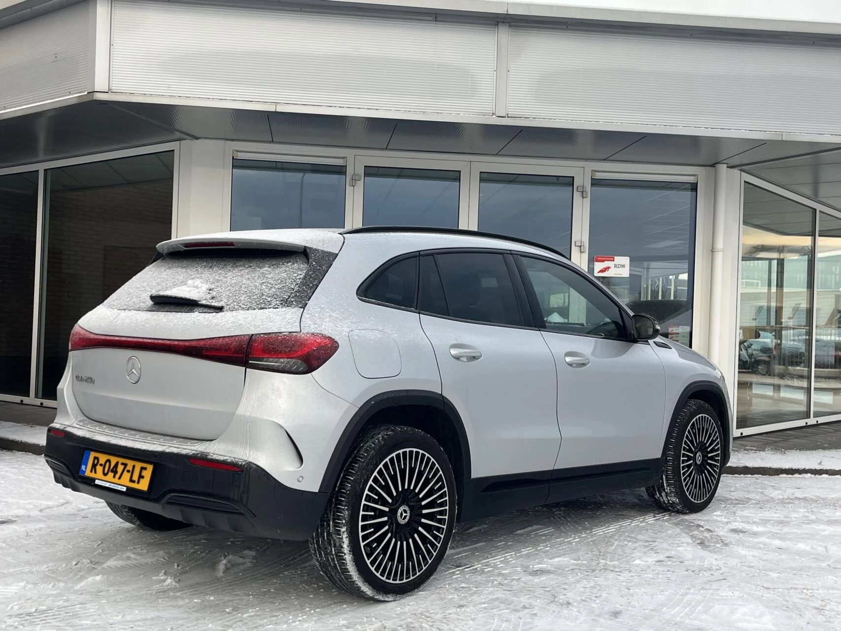 Hoofdafbeelding Mercedes-Benz EQA