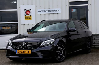 Hoofdafbeelding Mercedes-Benz C-Klasse Mercedes-Benz C-Klasse Estate 300e 320PK PHEV Plug in AMG 9G-Tronic*1ste Eig!*Perfect Onderh.*BTW*Night Pakket/Sfeerverl./Virtual Cockpit/LED Koplampen/Diamond Grille/Apple Carplay-Android/Half Leder/Stoelverw./Elek. Klep/Elek. Stoelen/Camera/Parkeersens.V+A*