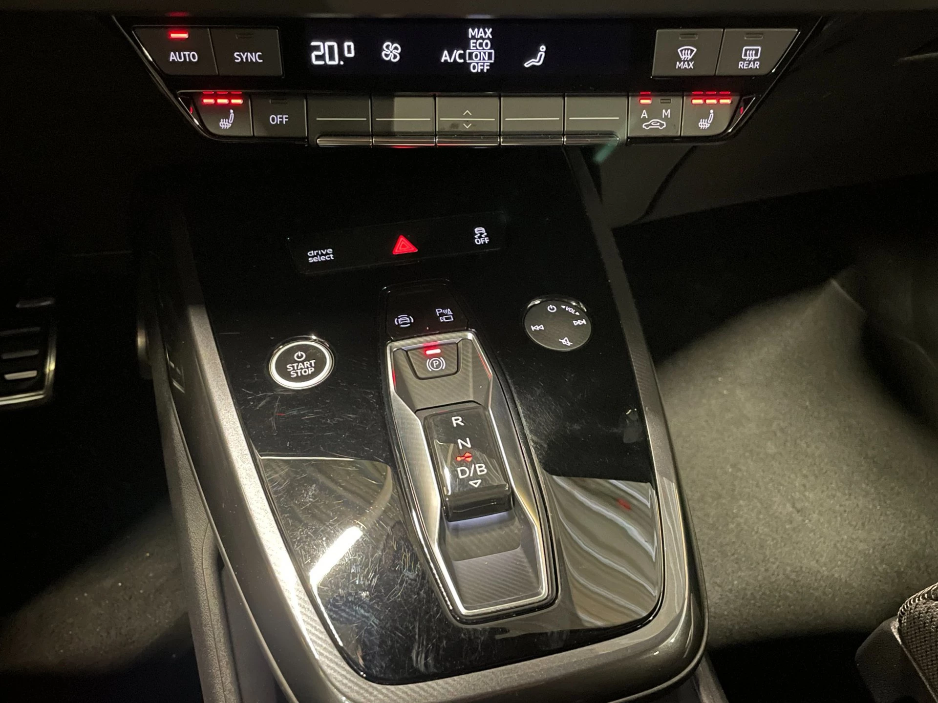 Hoofdafbeelding Audi Q4 e-tron