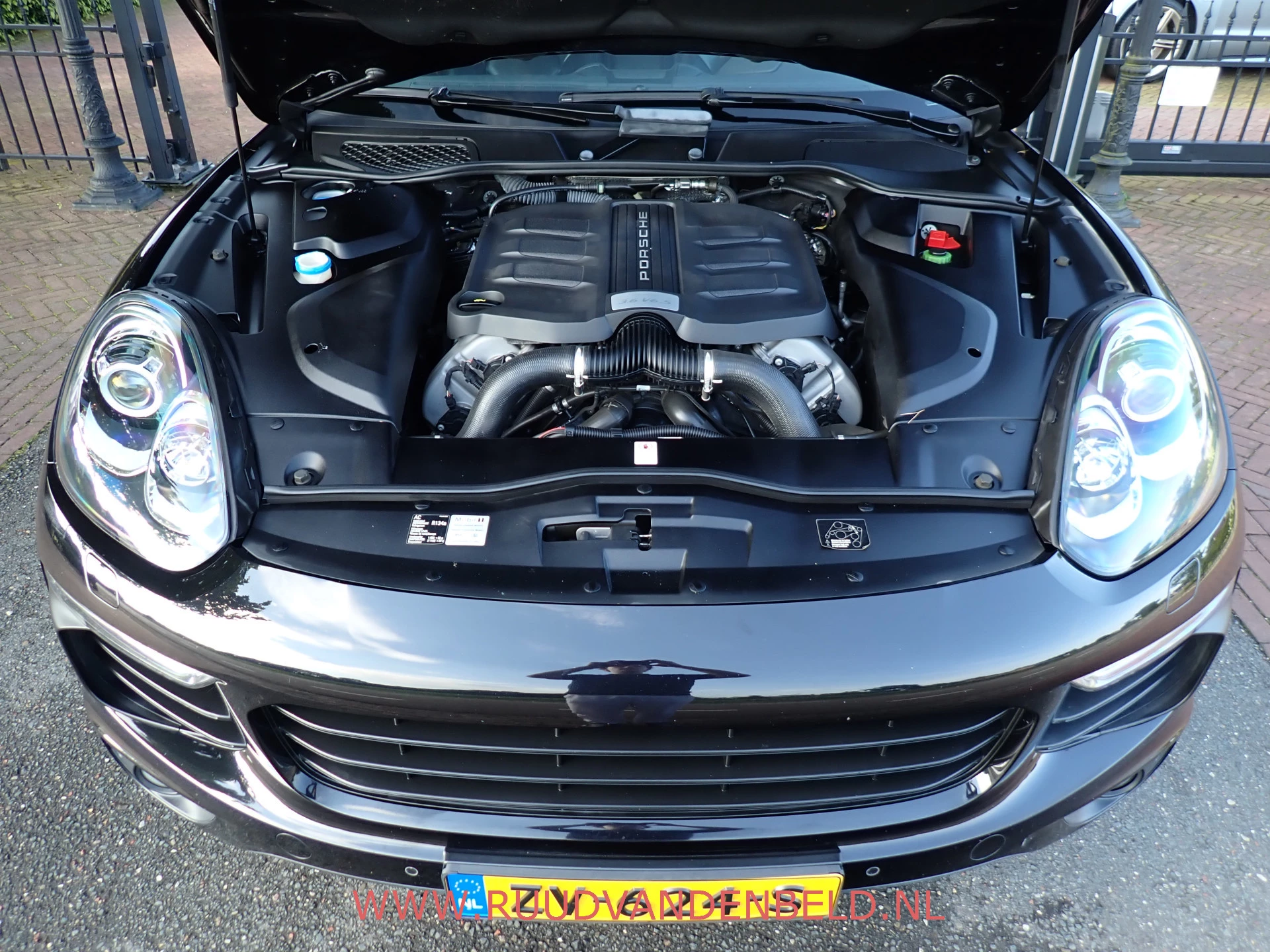 Hoofdafbeelding Porsche Cayenne