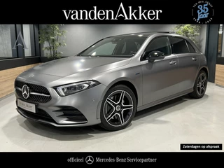 Mercedes-Benz A-Klasse 250e AMG// Panoramadak // Memory // MultiBeam LED // Keyless // Magno Grijs // Augmented