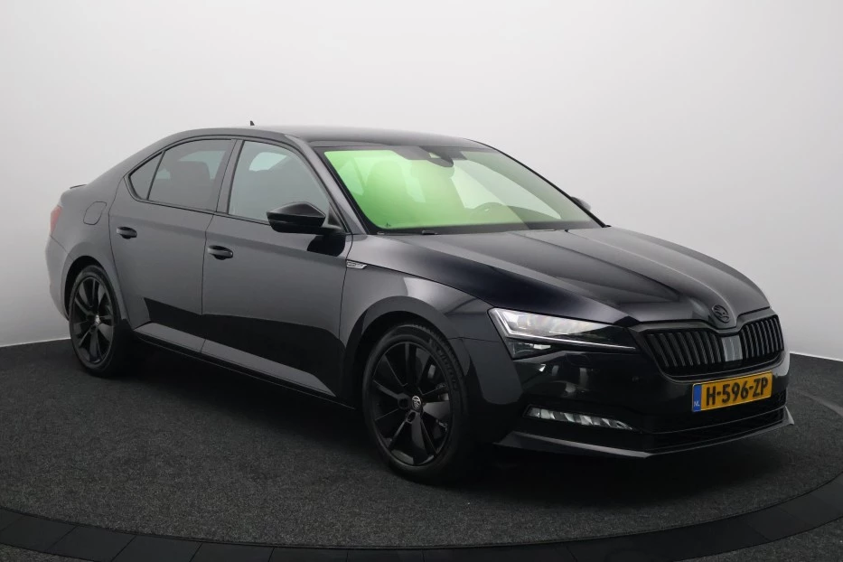 Hoofdafbeelding Škoda Superb