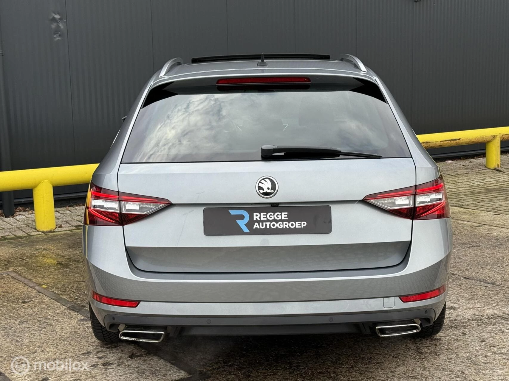 Hoofdafbeelding Škoda Superb