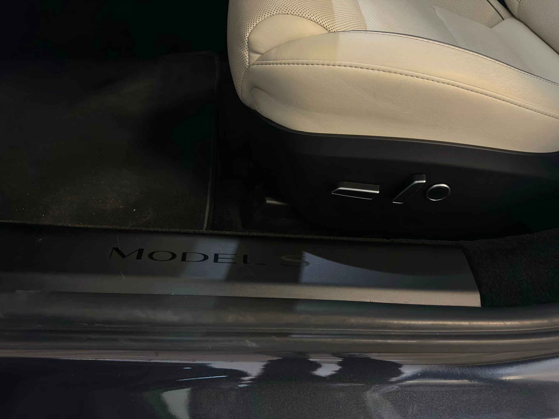 Hoofdafbeelding Tesla Model S