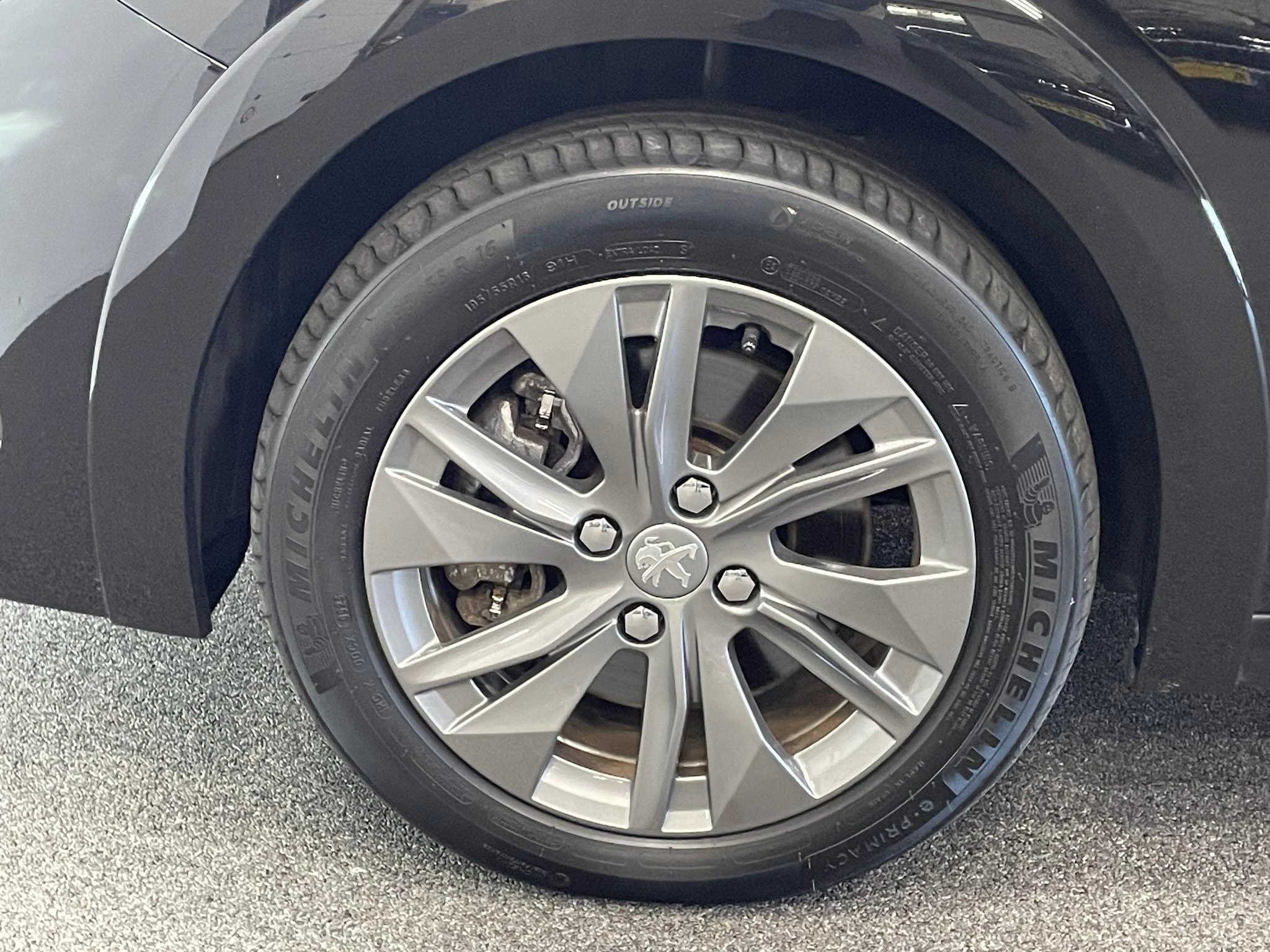 Hoofdafbeelding Peugeot e-208