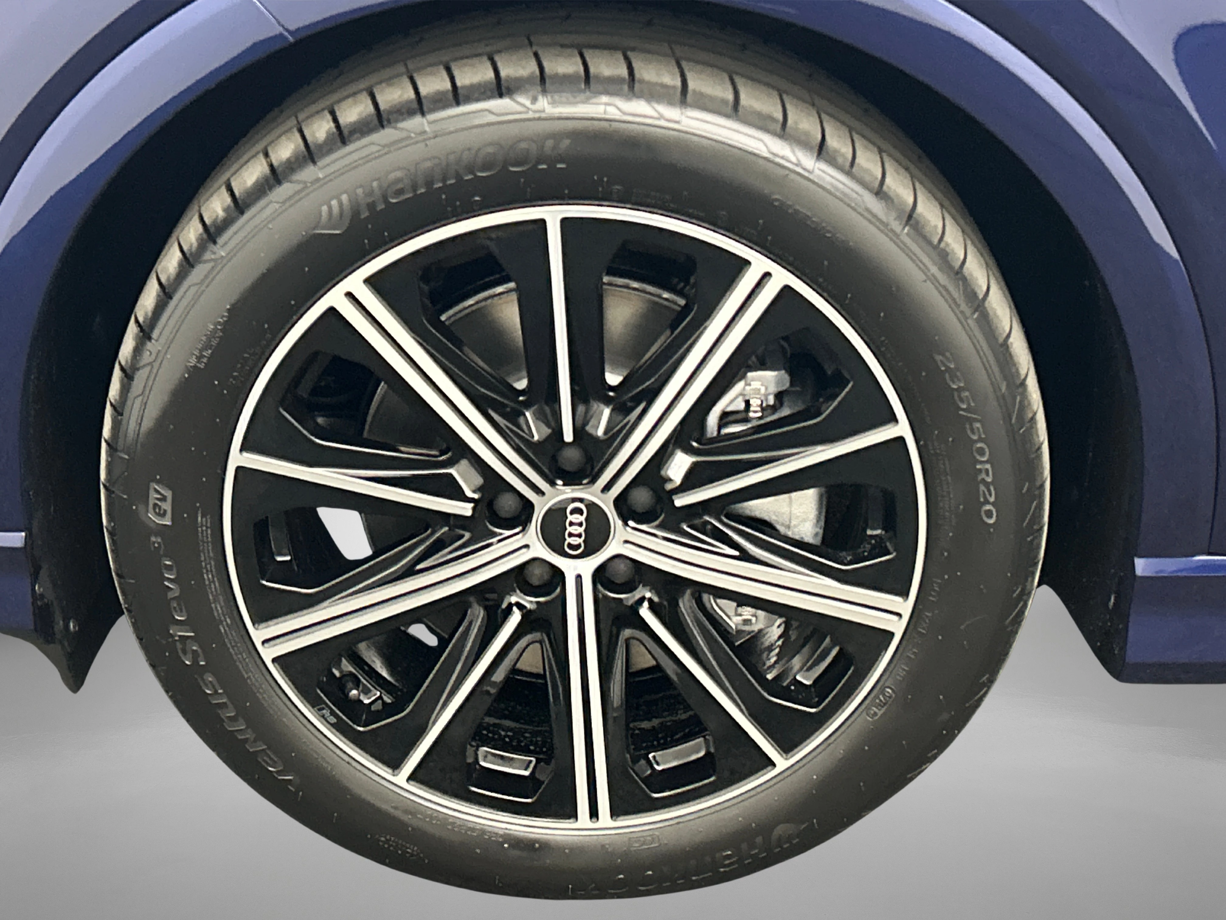Hoofdafbeelding Audi Q4 e-tron