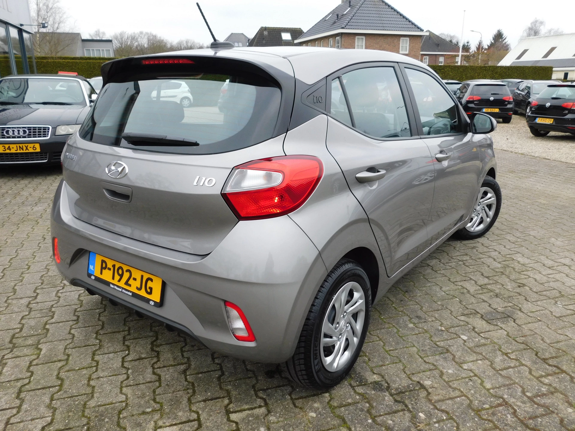 Hoofdafbeelding Hyundai i10