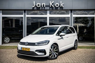 Hoofdafbeelding Volkswagen Touran Volkswagen Touran 1.5 TSi 150pk Highline Business R 7p | Keyless | Full LED | Camera | Stoelverwarming