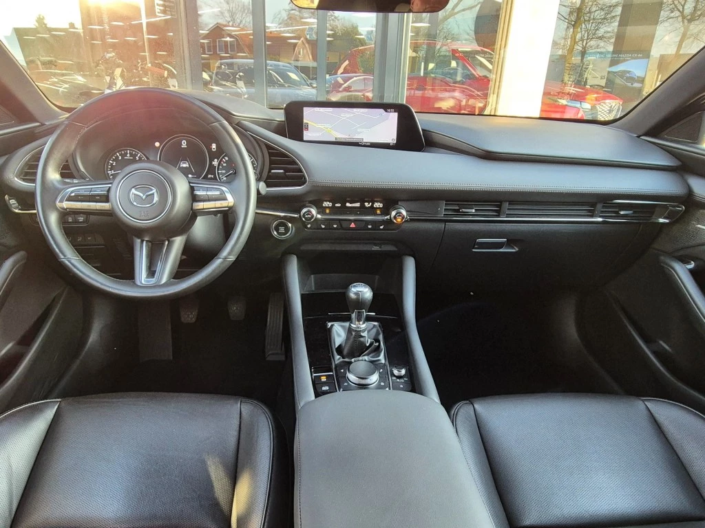 Hoofdafbeelding Mazda 3