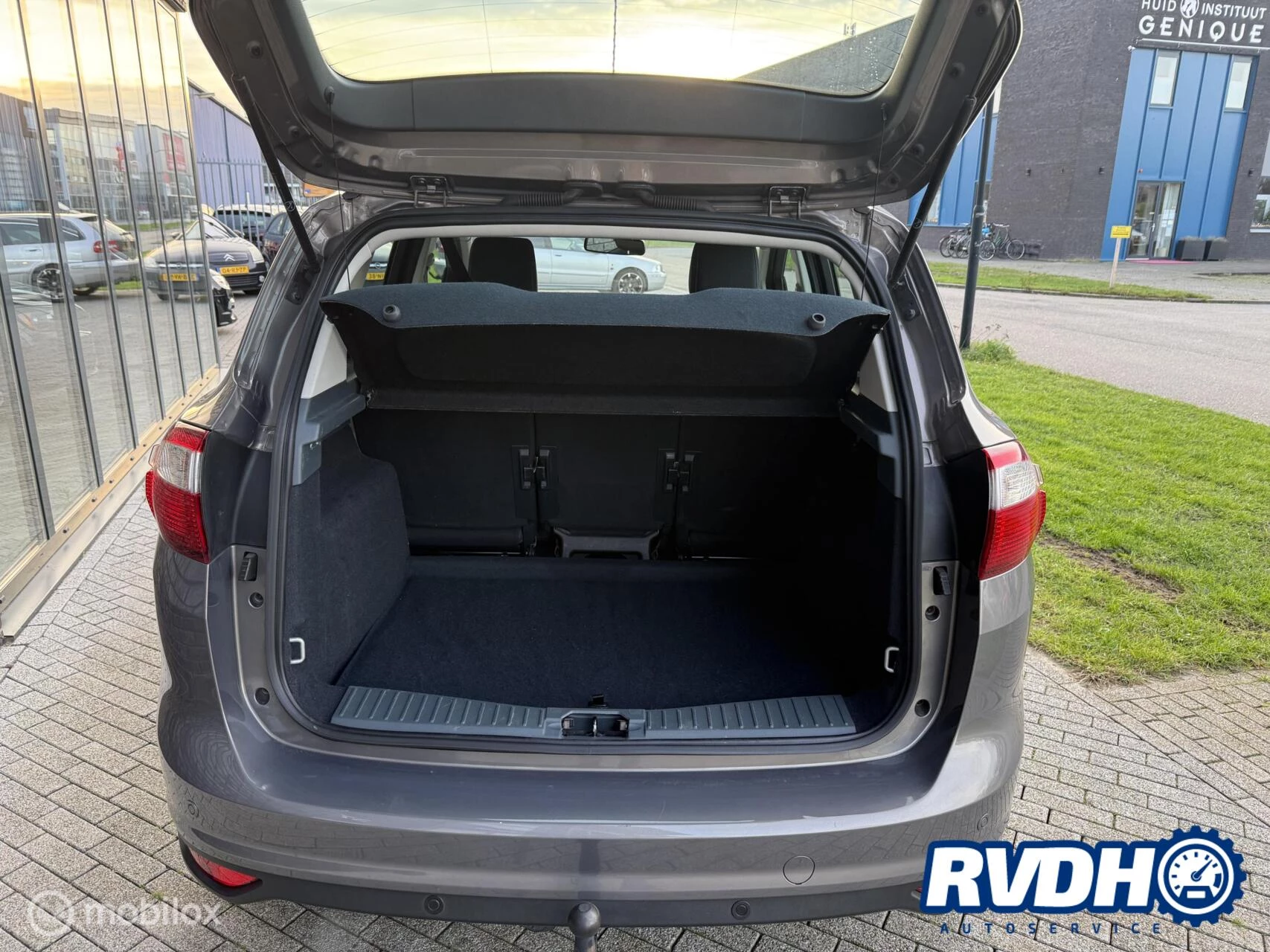 Hoofdafbeelding Ford C-MAX