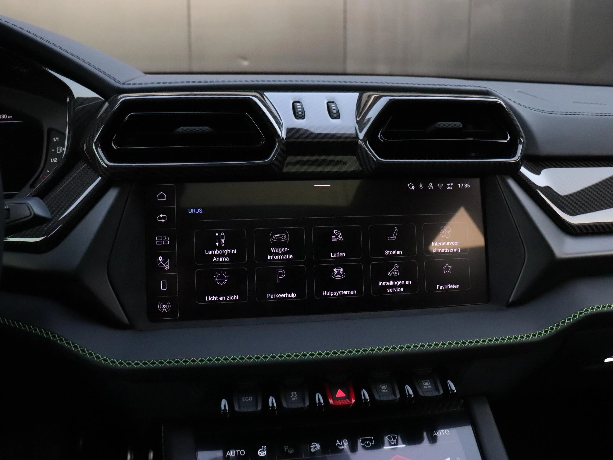 Hoofdafbeelding Lamborghini Urus