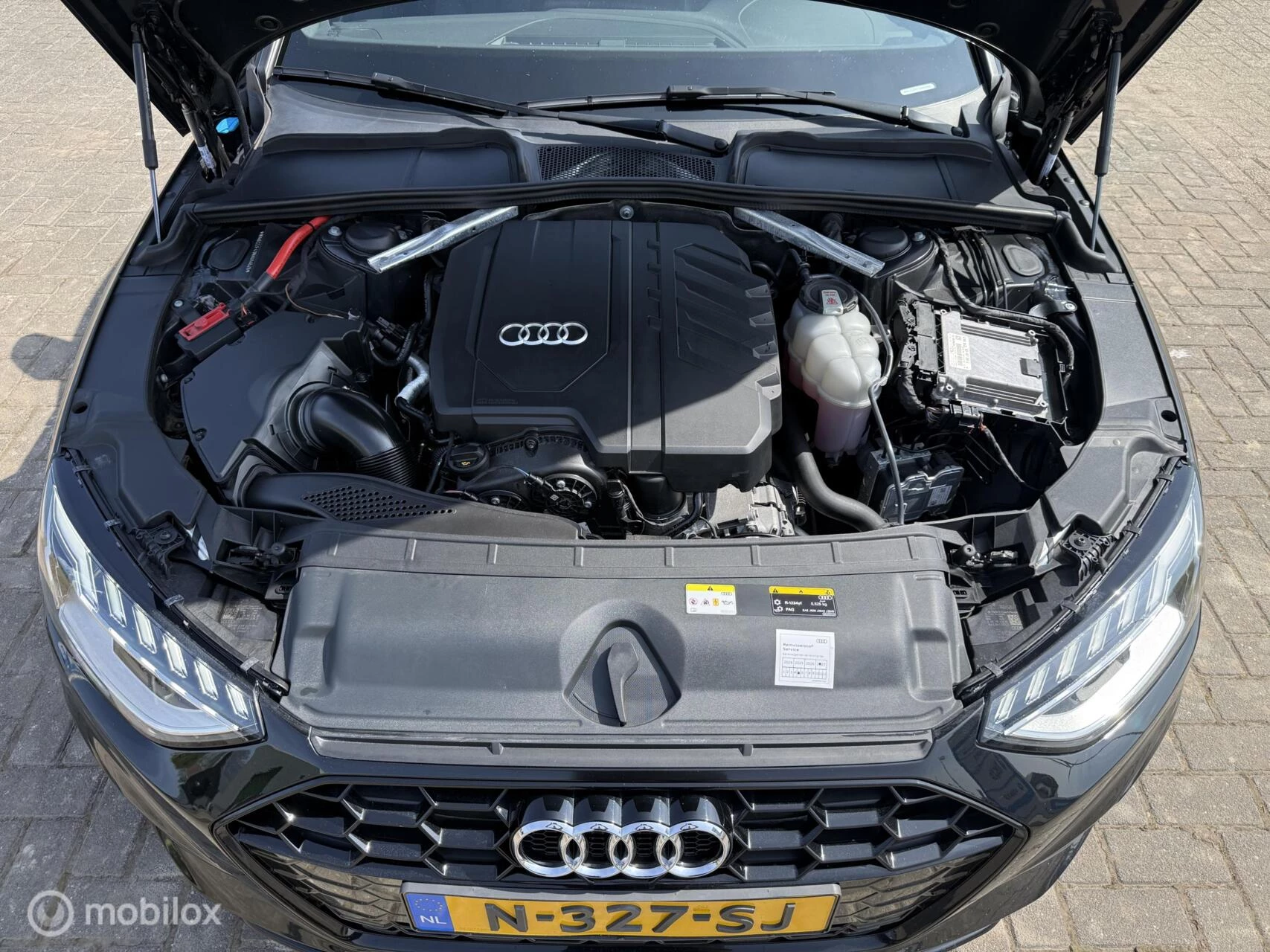 Hoofdafbeelding Audi A4