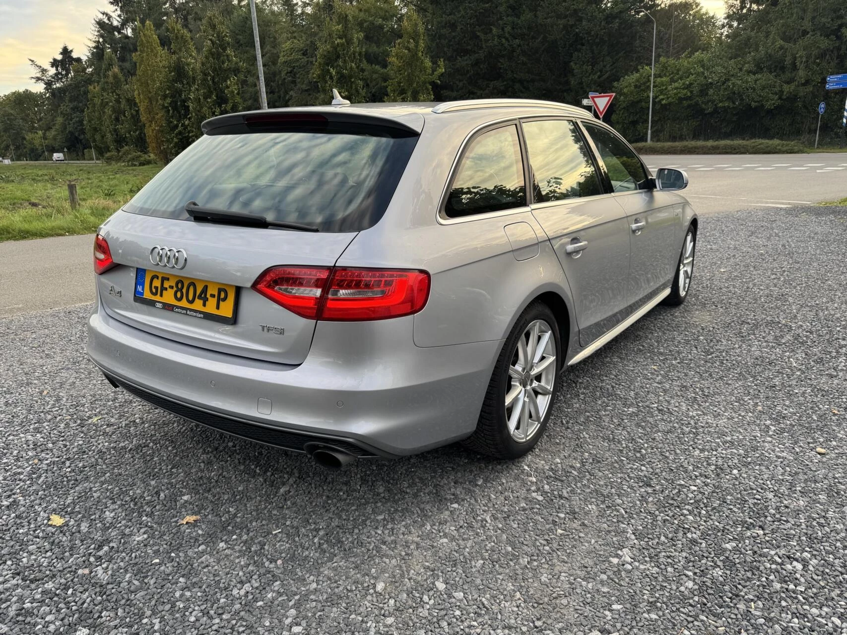 Hoofdafbeelding Audi A4