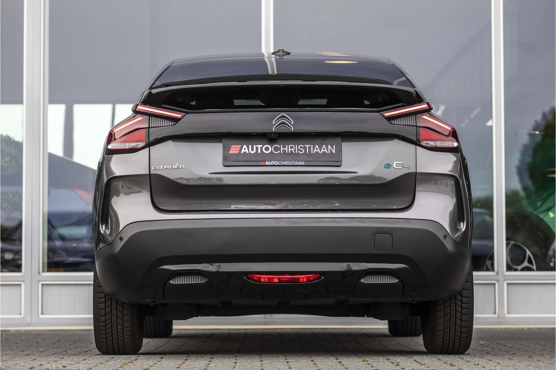 Hoofdafbeelding Citroën ë-C4