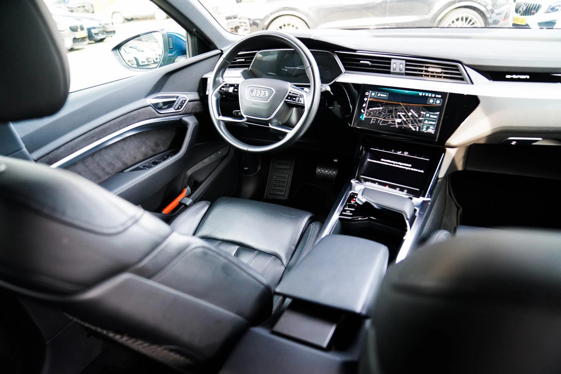 Hoofdafbeelding Audi e-tron