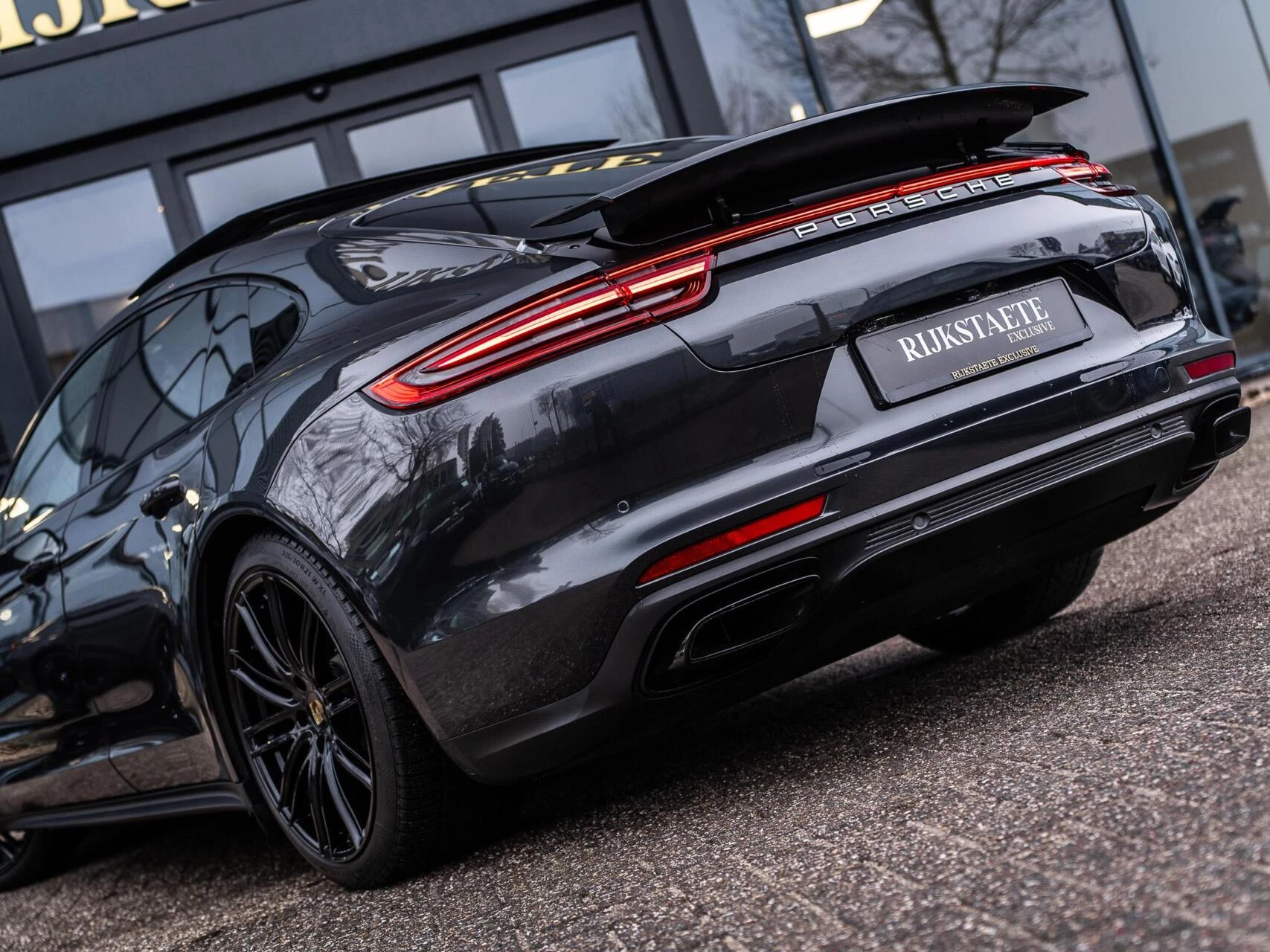 Hoofdafbeelding Porsche Panamera