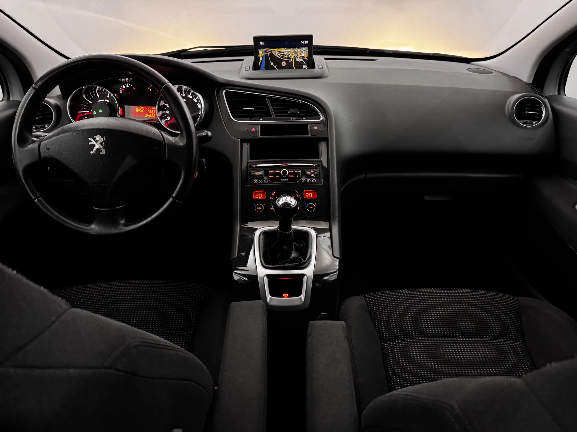 Hoofdafbeelding Peugeot 5008