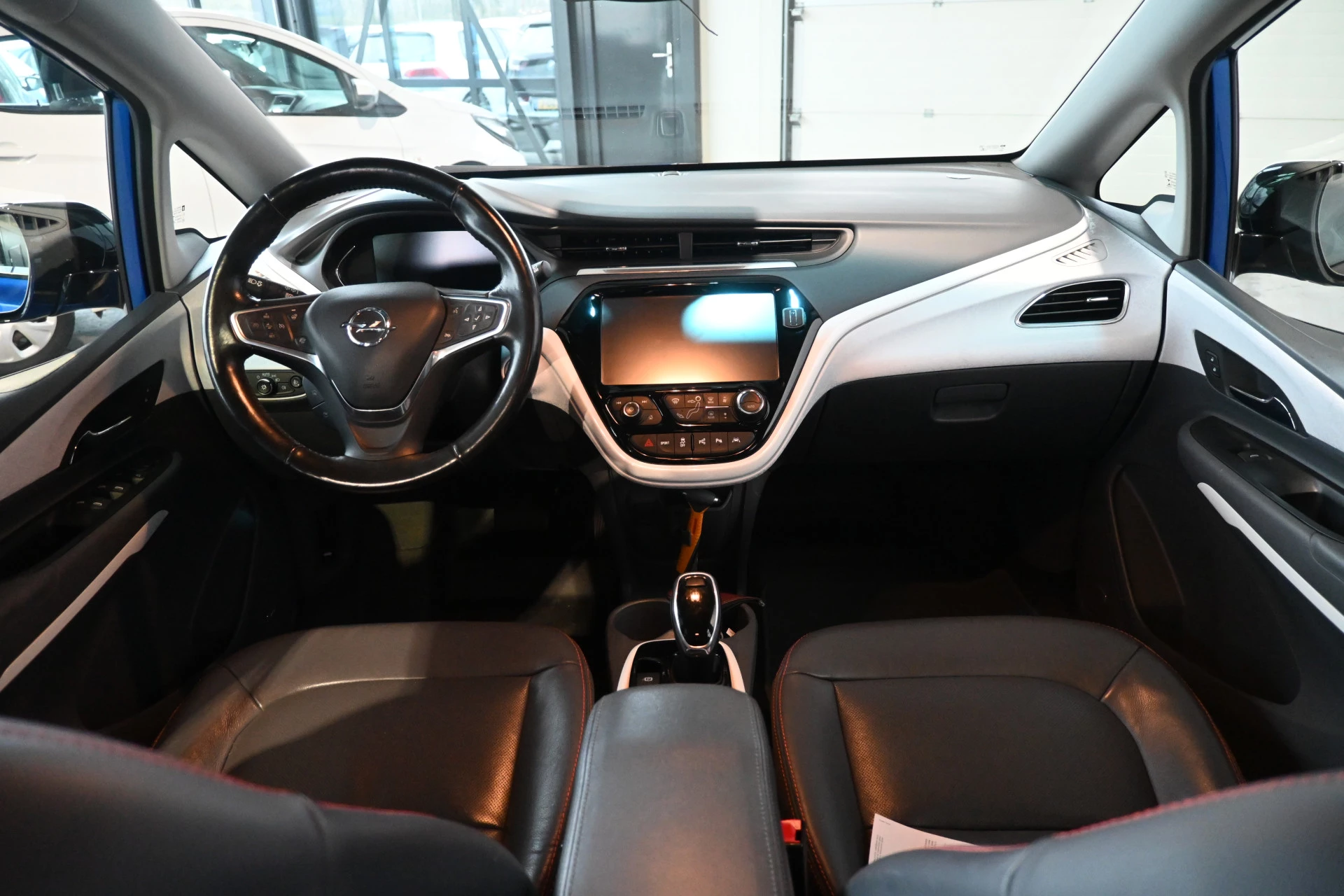 Hoofdafbeelding Opel Ampera-e