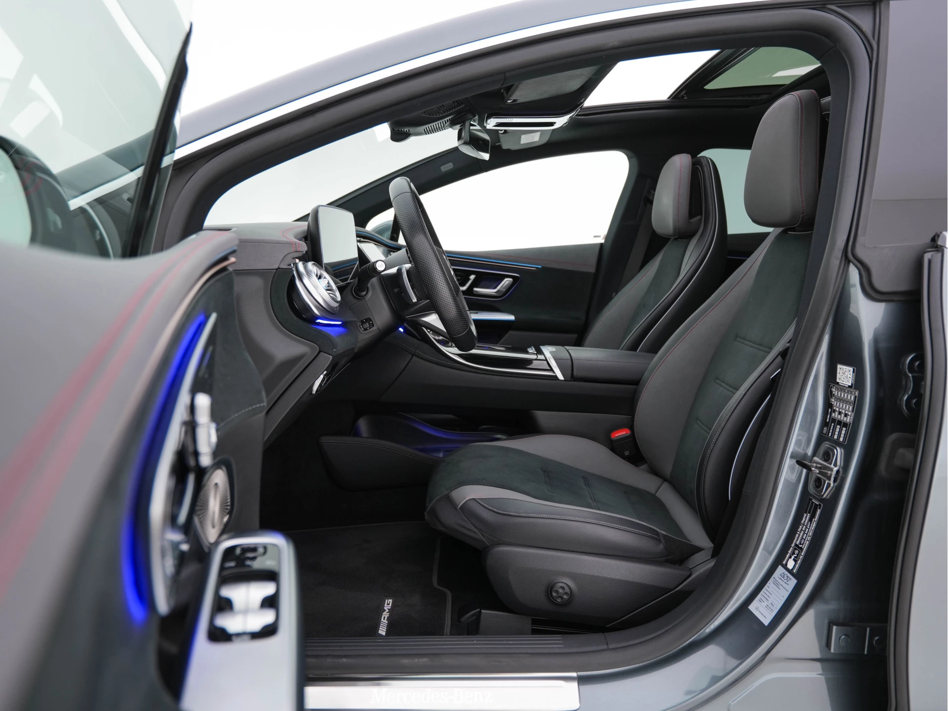 Hoofdafbeelding Mercedes-Benz EQE