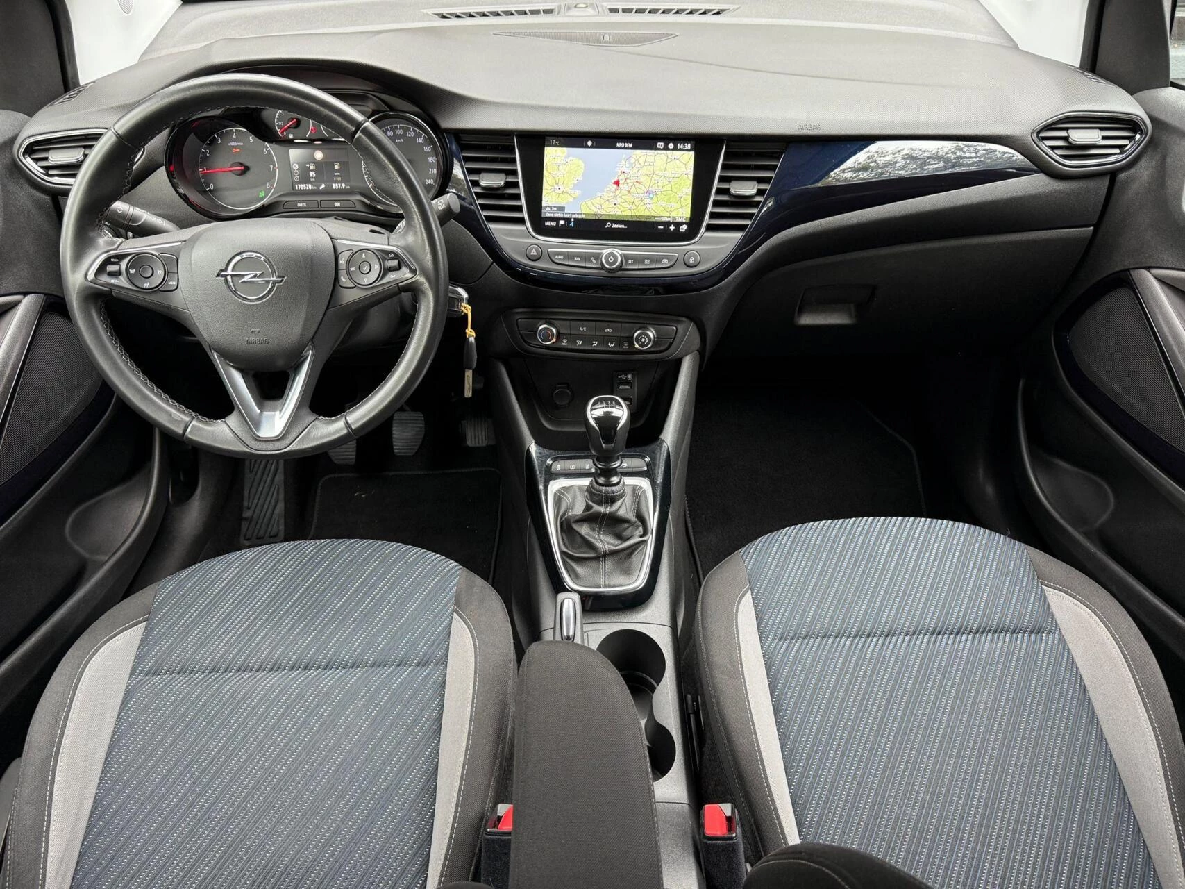 Hoofdafbeelding Opel Crossland X