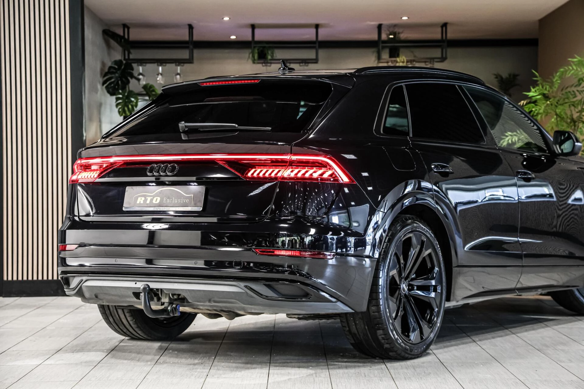 Hoofdafbeelding Audi Q8