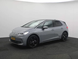 Hoofdafbeelding Volkswagen ID.3 Volkswagen ID.3 Life 58kWh 204pk demonstratie-auto, Achteruitrijcamera, Adaptive cruise control, Matrix LED, 19" LM, Stoelverwarming, Parkeersensoren, Navigatie, App connect, Keyless entry/start