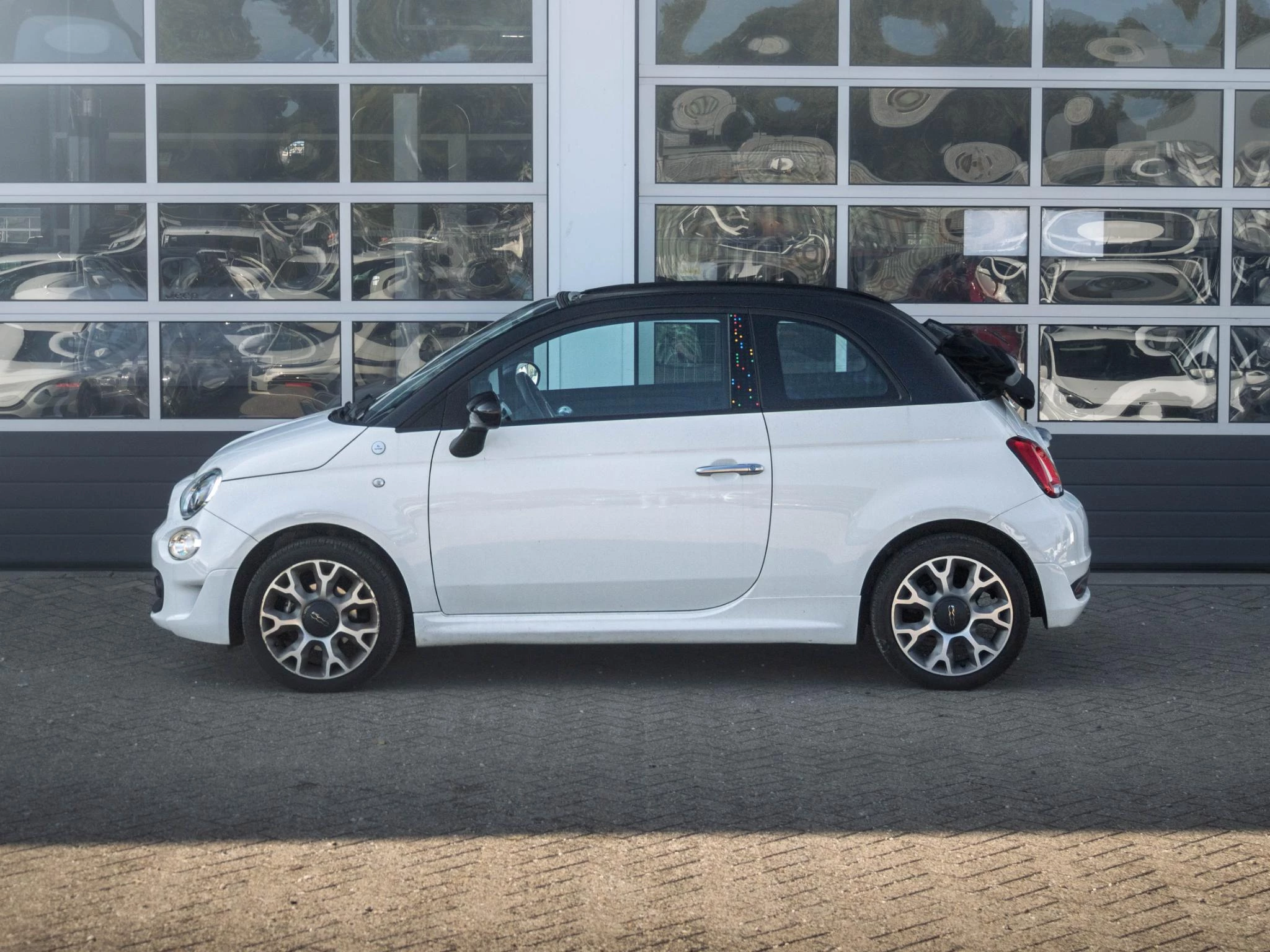 Hoofdafbeelding Fiat 500C