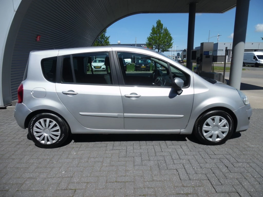 Hoofdafbeelding Renault Modus