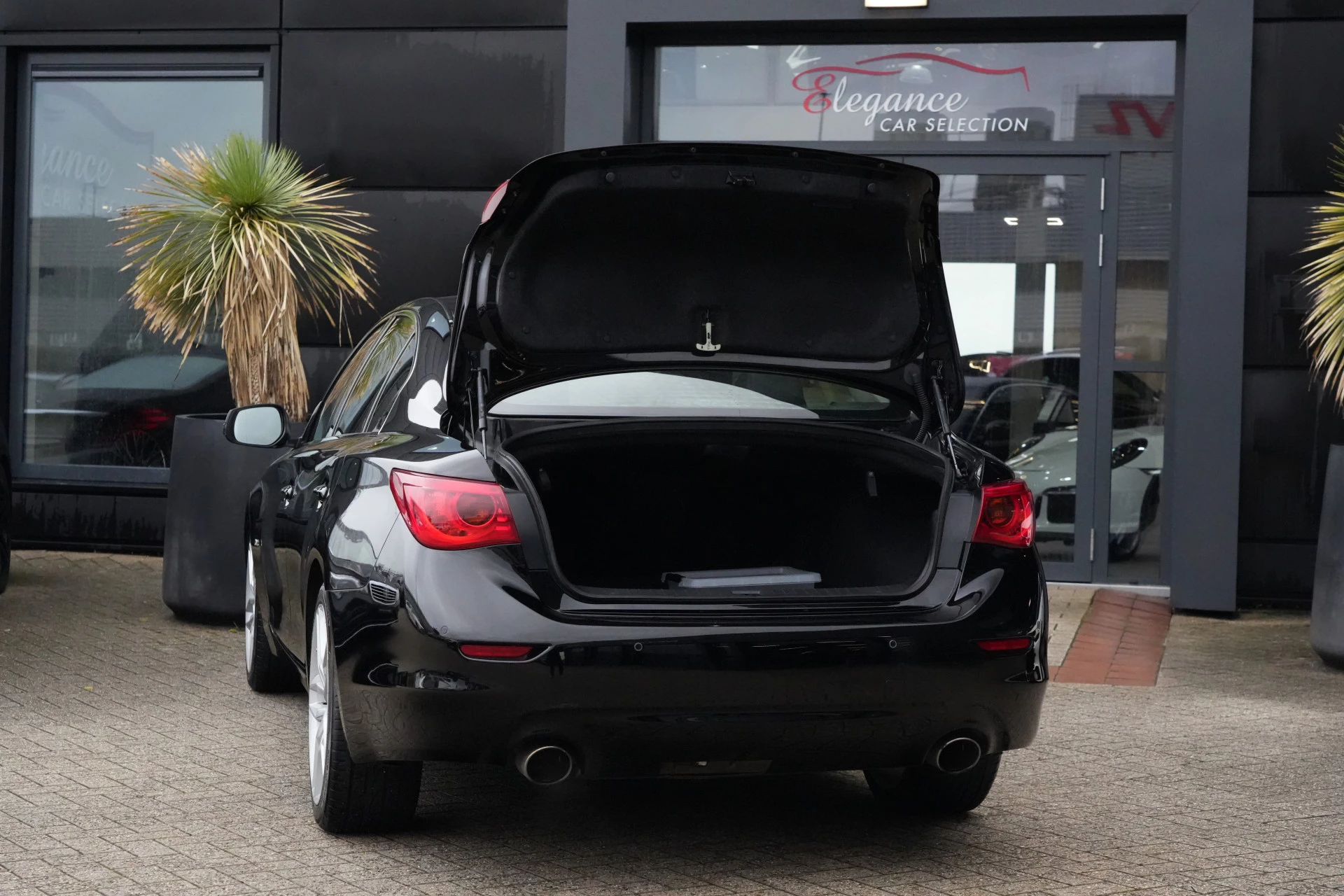 Hoofdafbeelding Infiniti Q