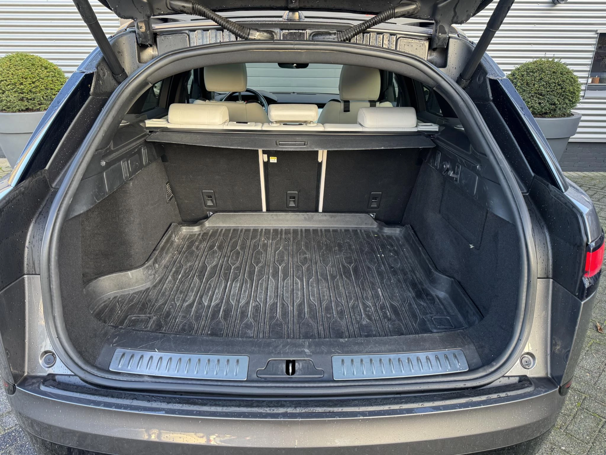 Hoofdafbeelding Land Rover Range Rover Velar