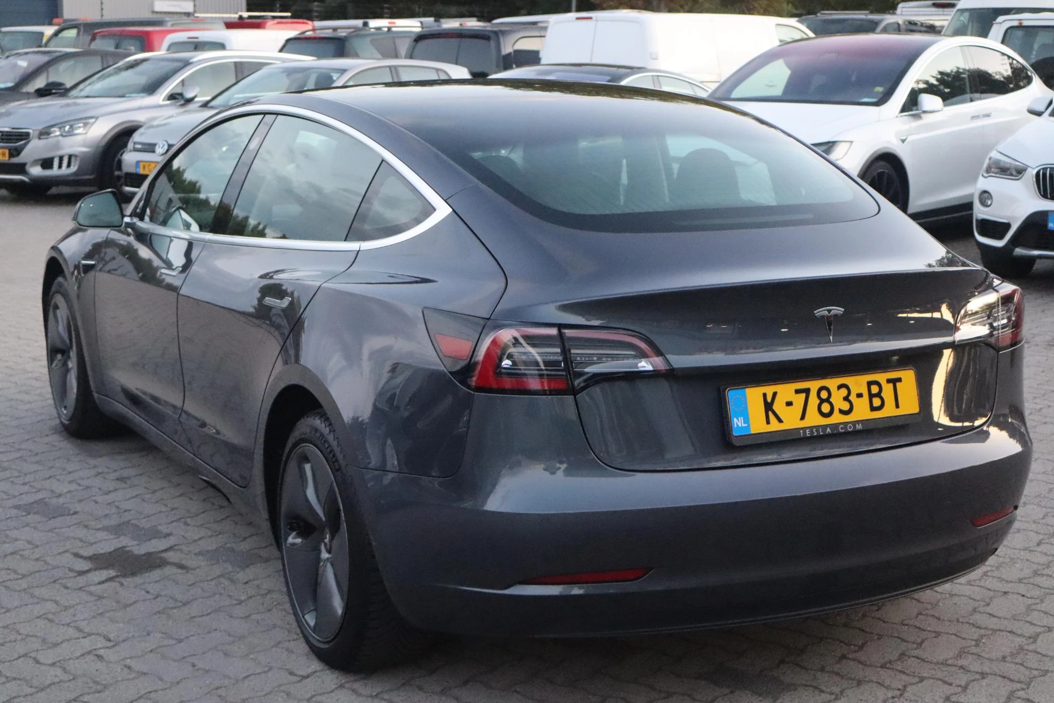 Hoofdafbeelding Tesla Model 3