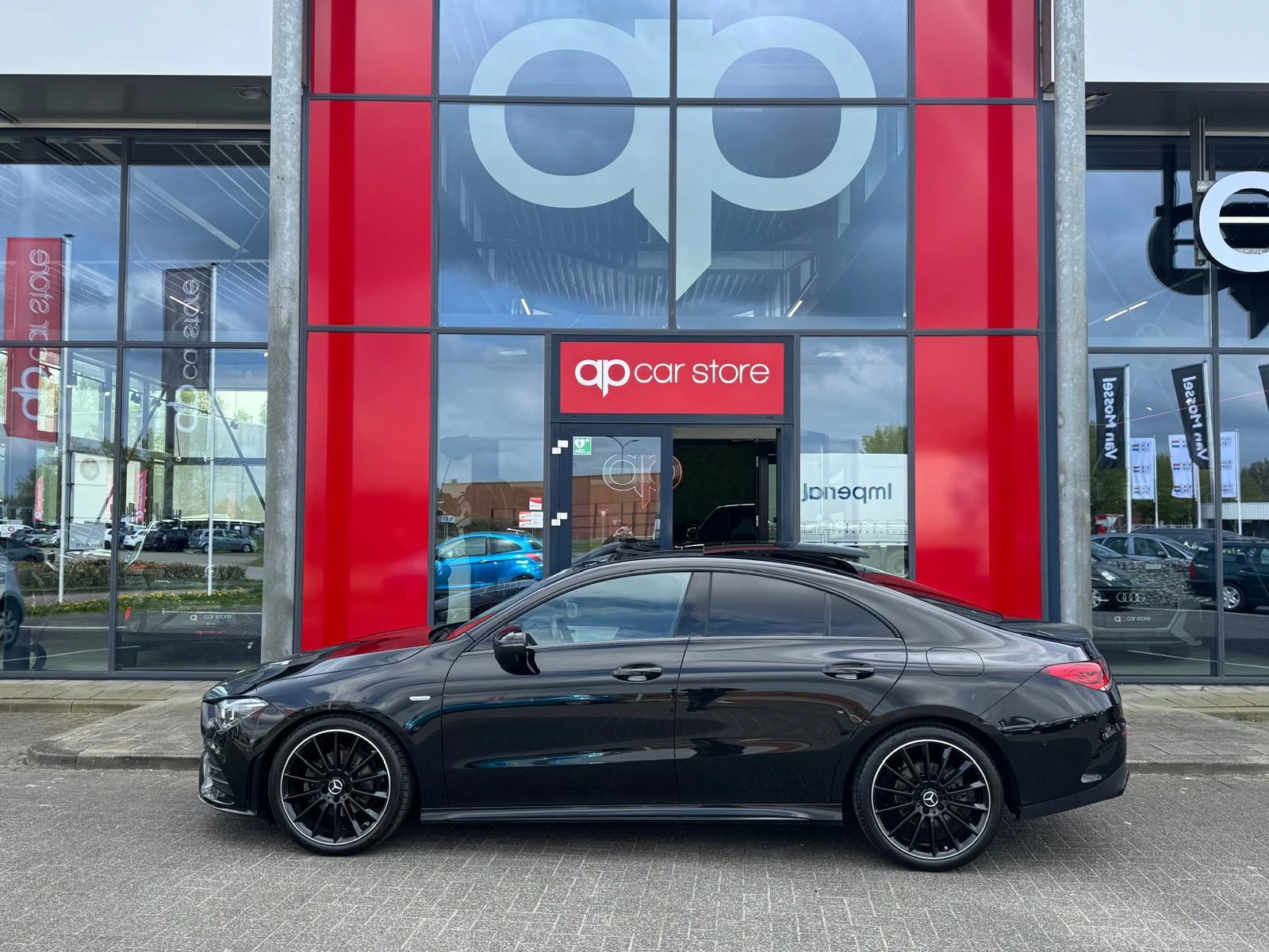 Hoofdafbeelding Mercedes-Benz CLA