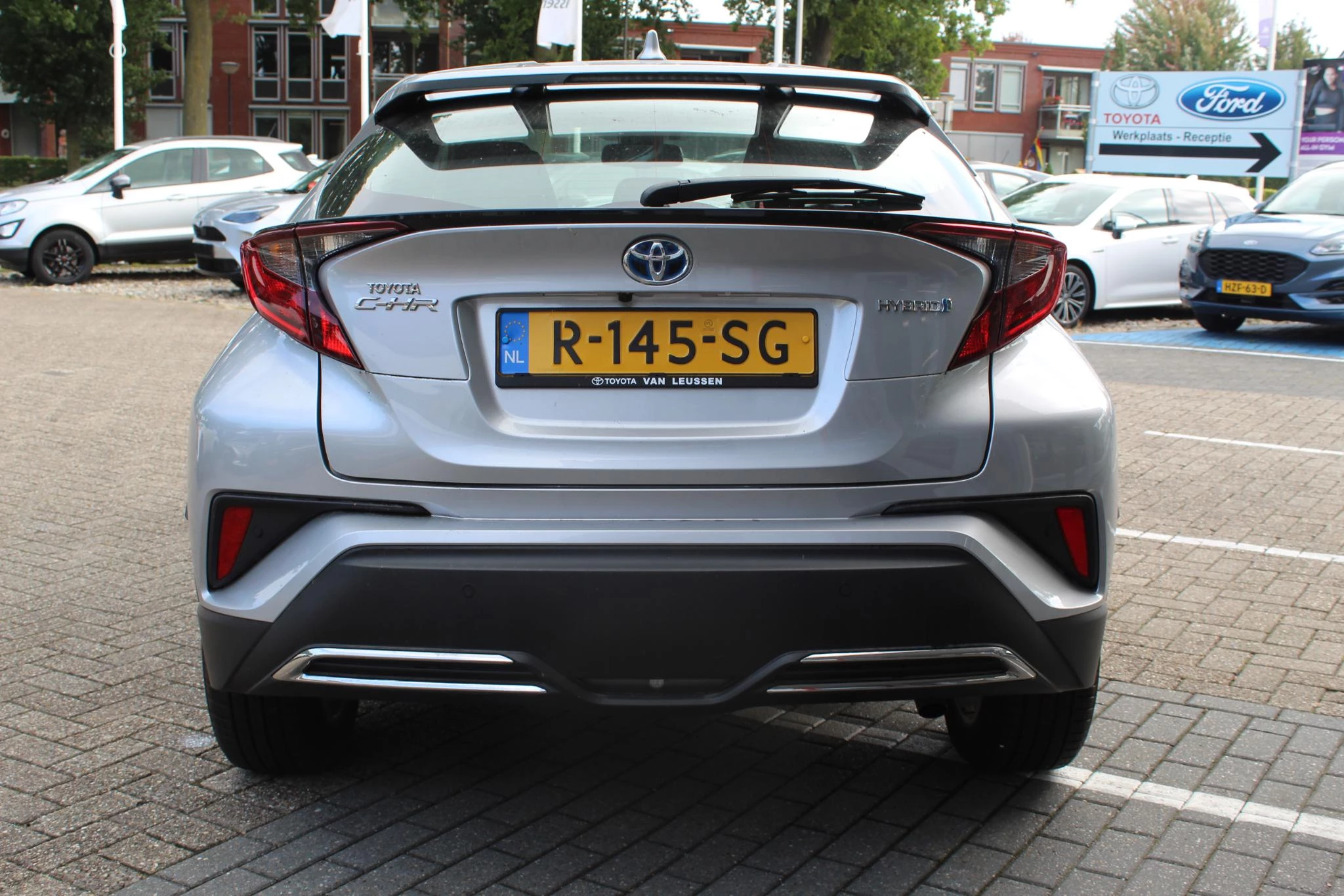 Hoofdafbeelding Toyota C-HR
