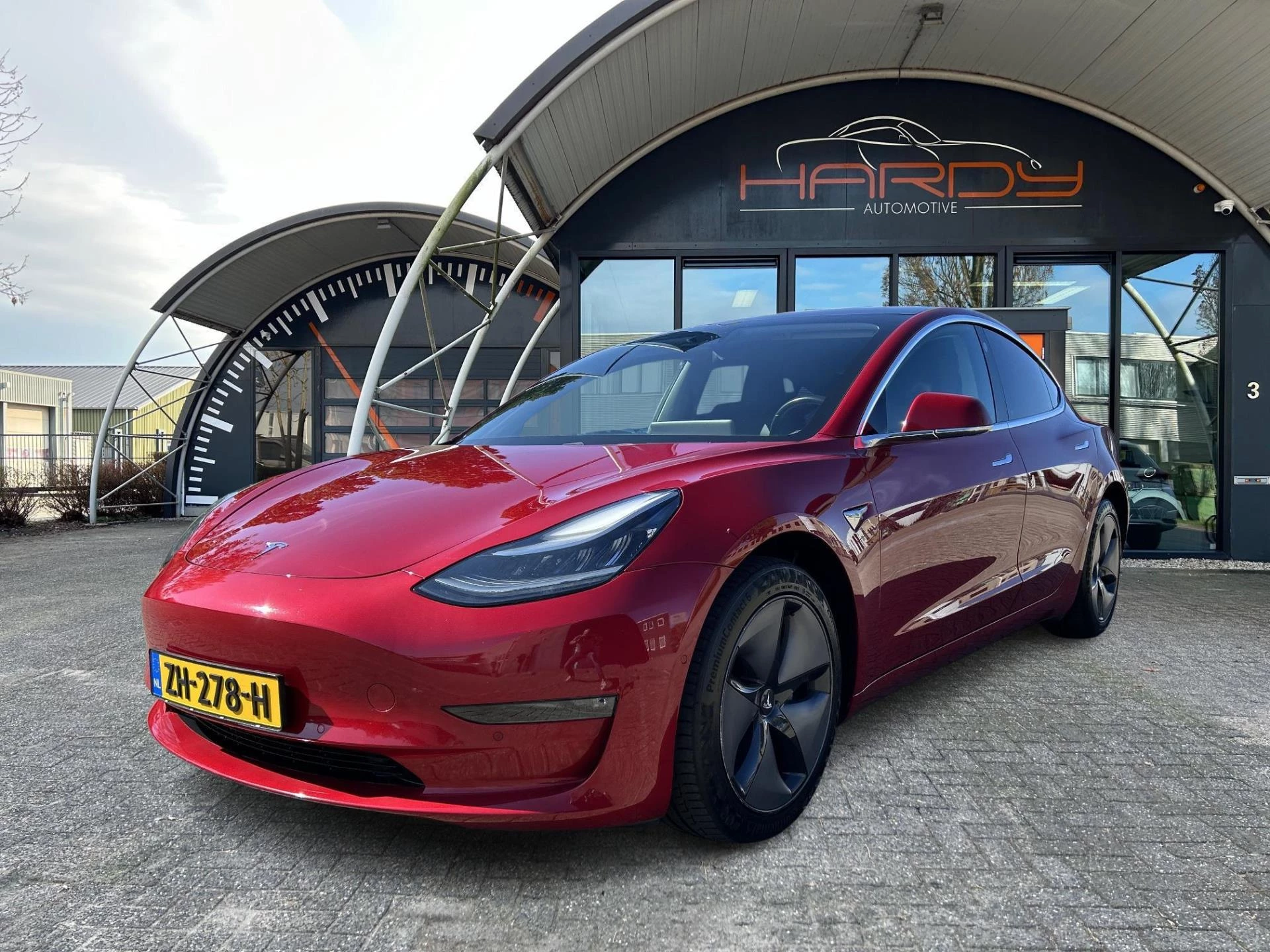Hoofdafbeelding Tesla Model 3