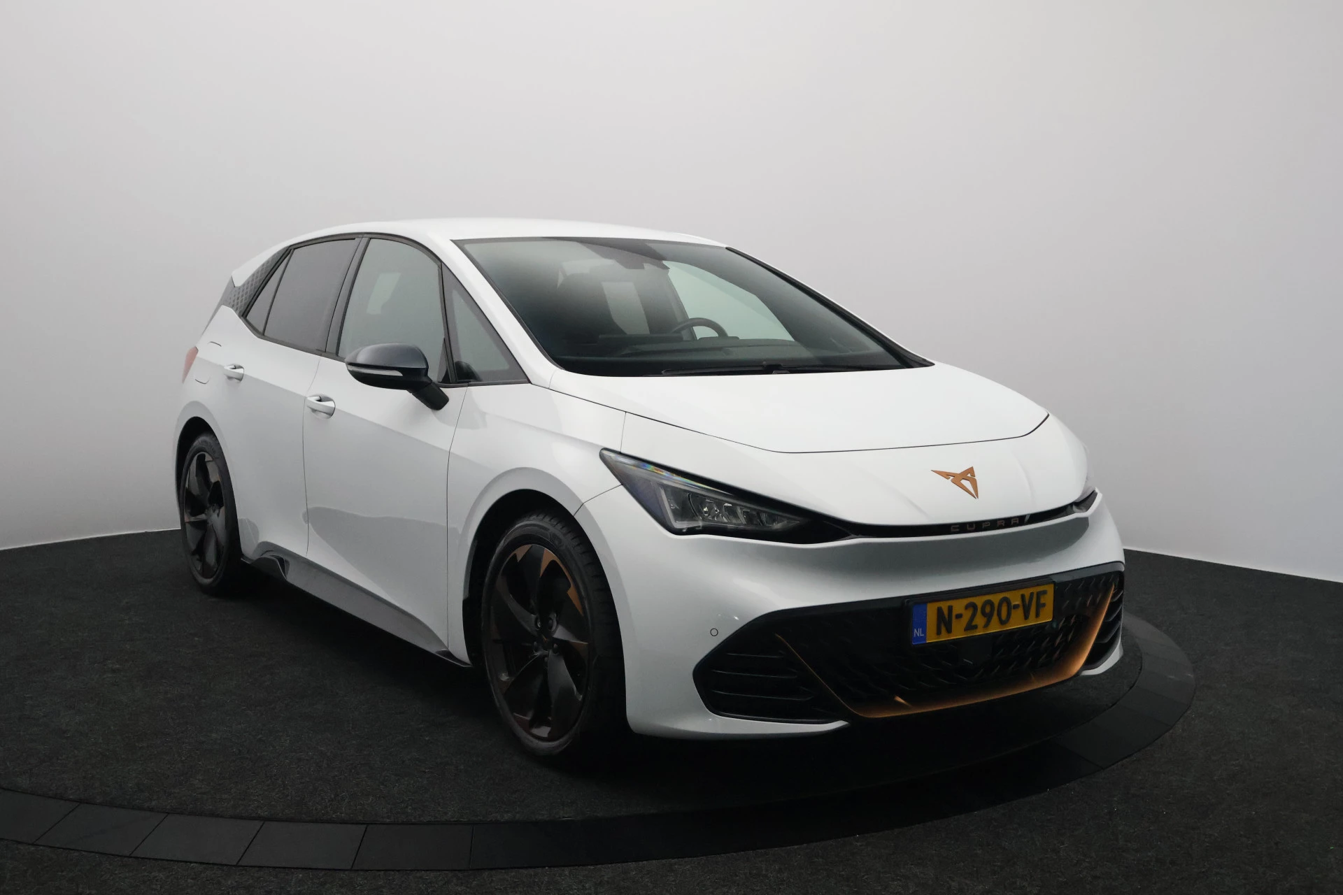 Hoofdafbeelding CUPRA Born