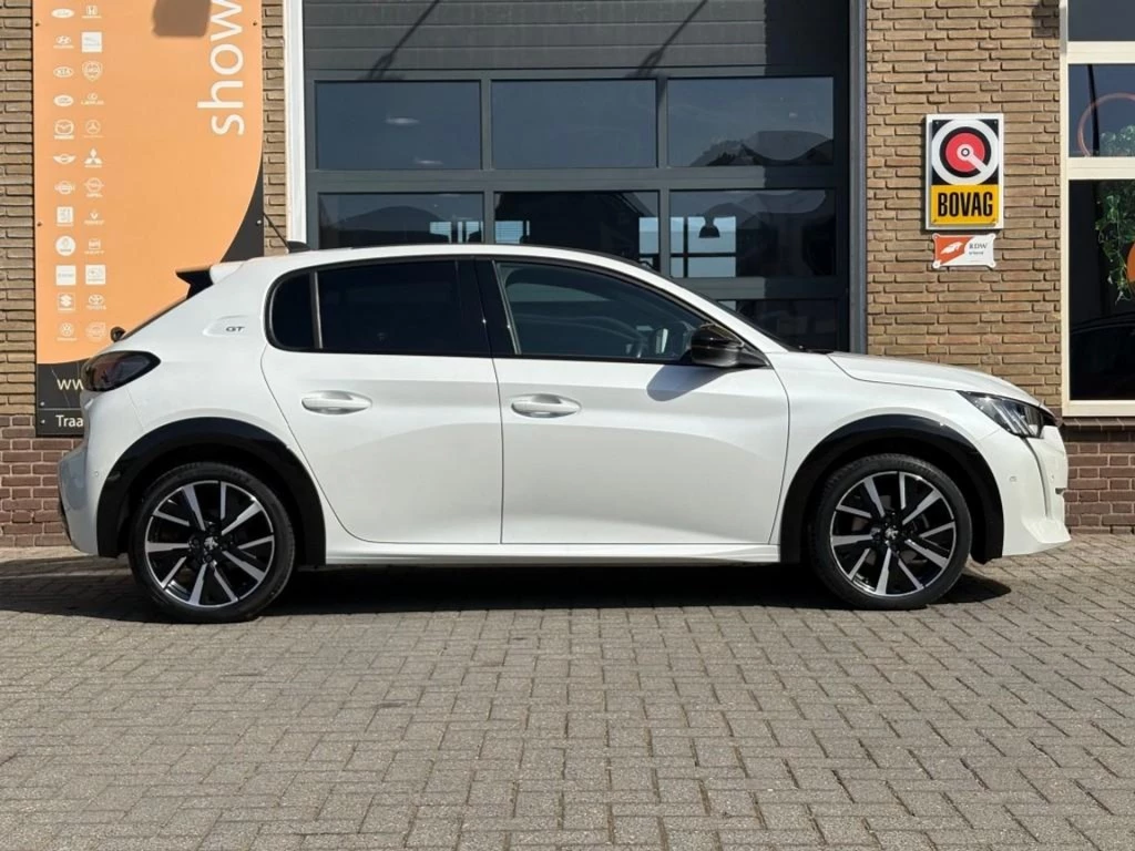 Hoofdafbeelding Peugeot 208
