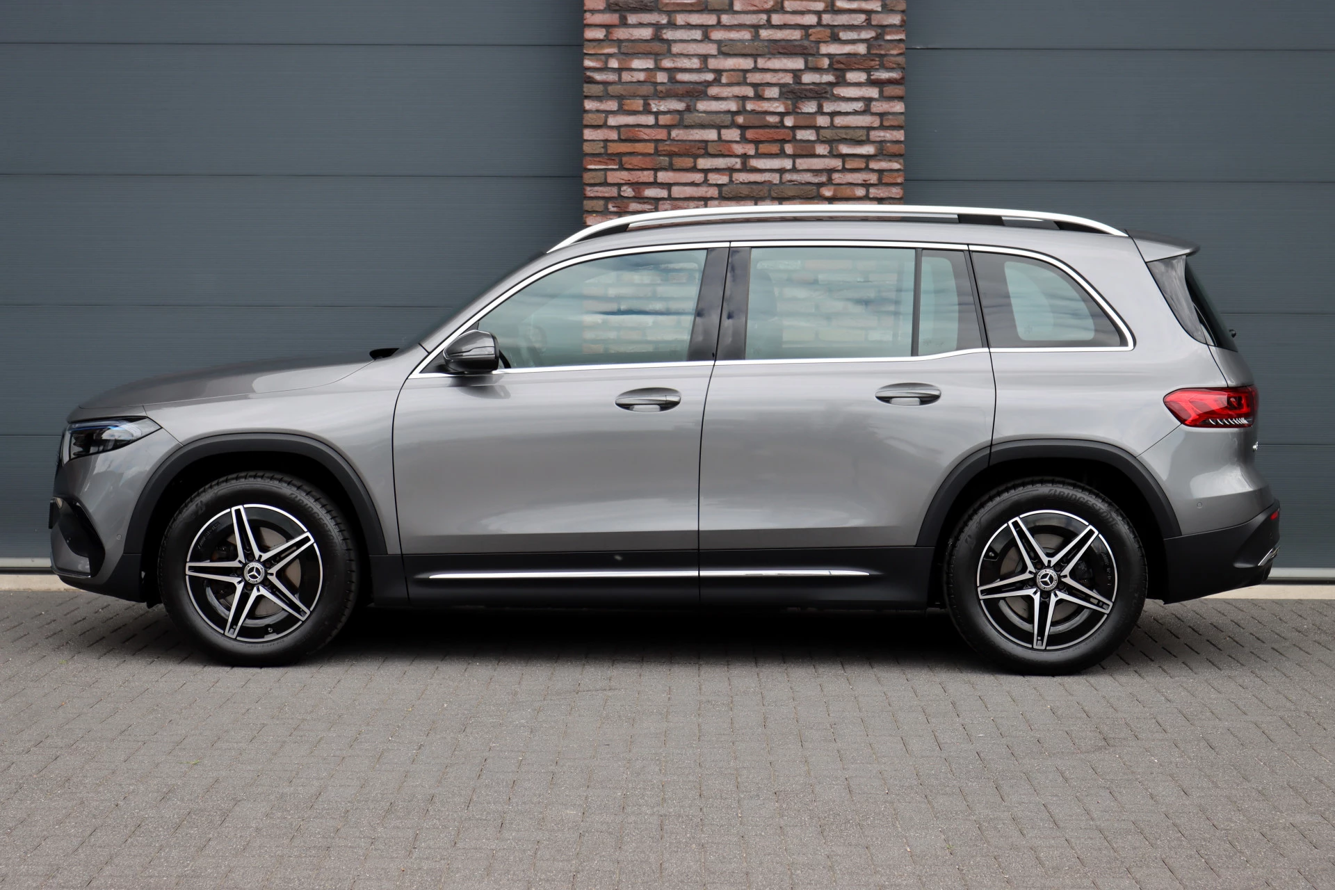 Hoofdafbeelding Mercedes-Benz EQB