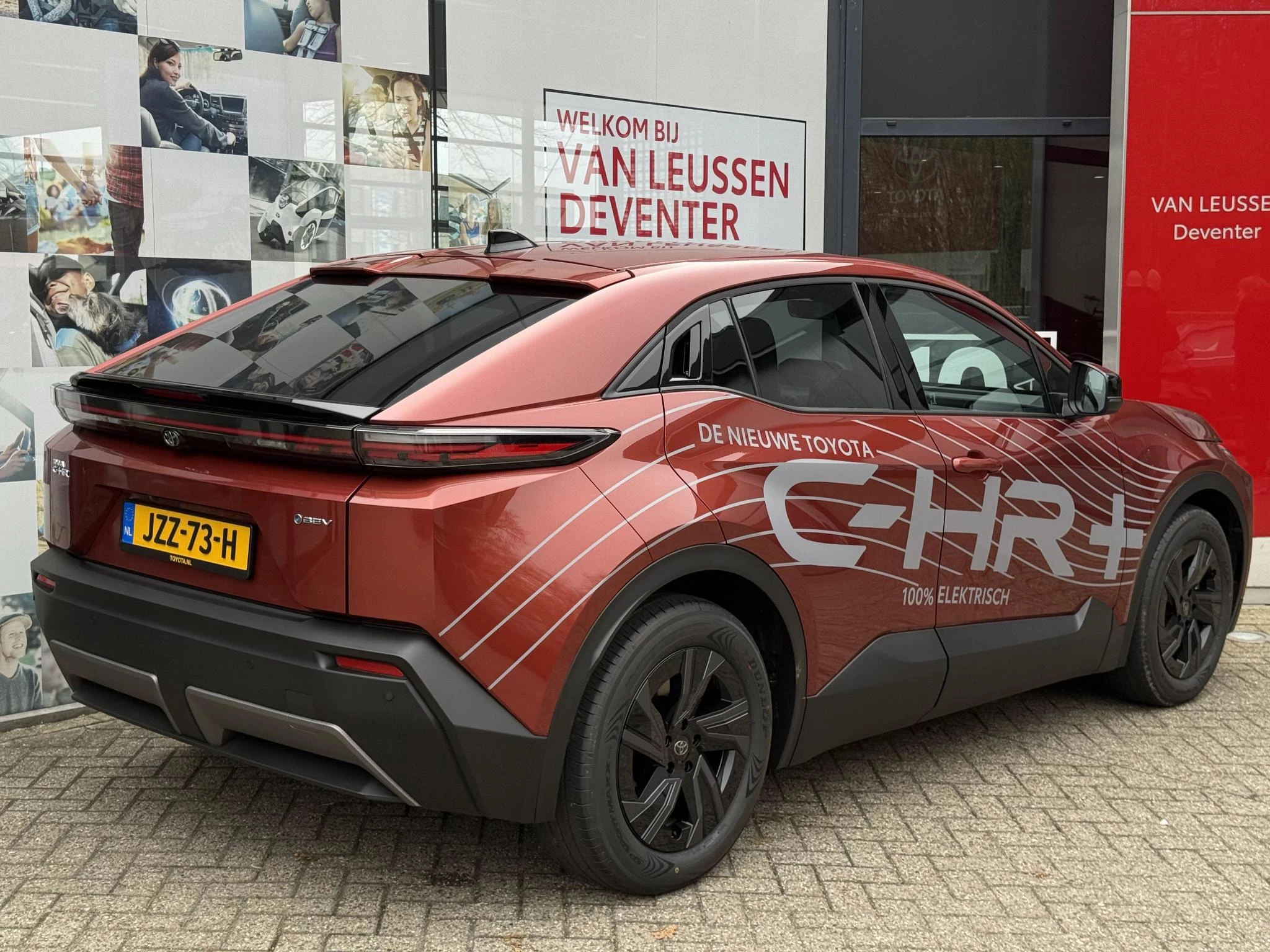 Hoofdafbeelding Toyota C-HR+