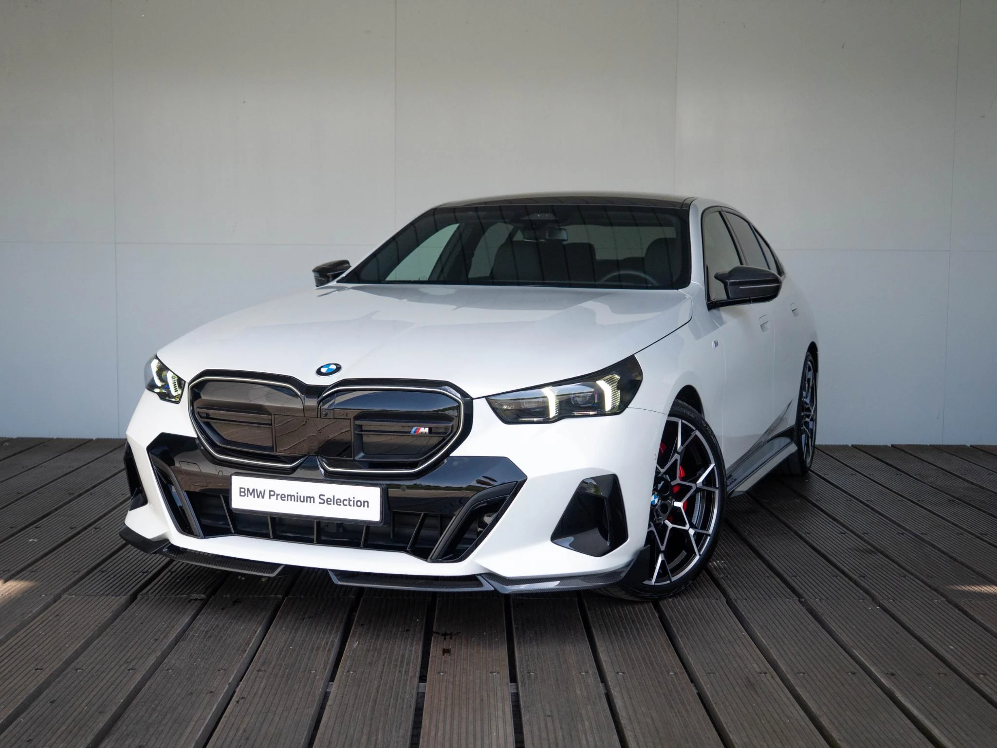 Hoofdafbeelding BMW i5