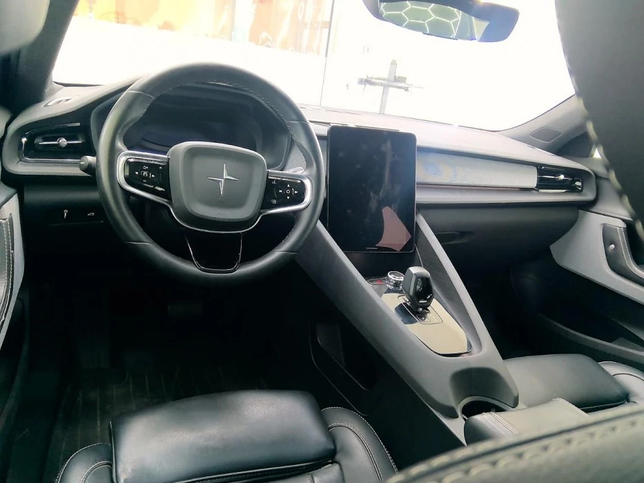 Hoofdafbeelding Polestar 2