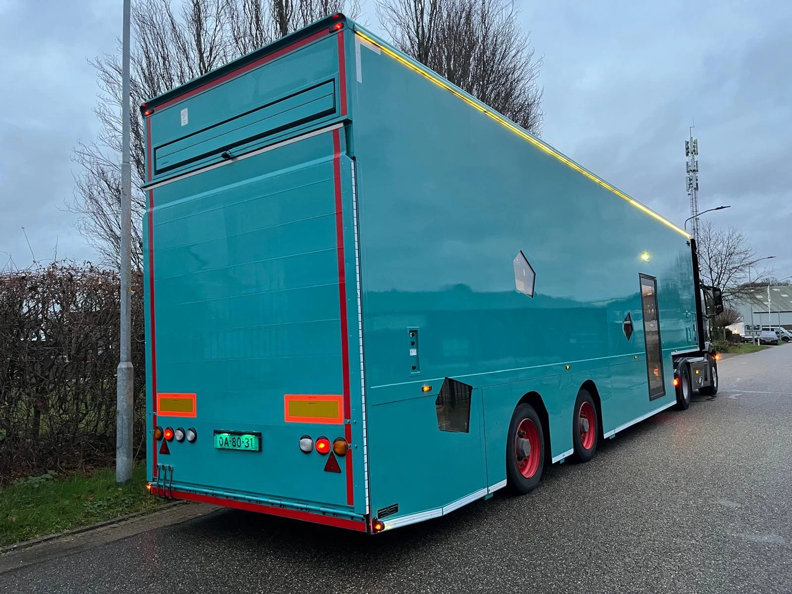 Hoofdafbeelding Nefra OPLZ 220D