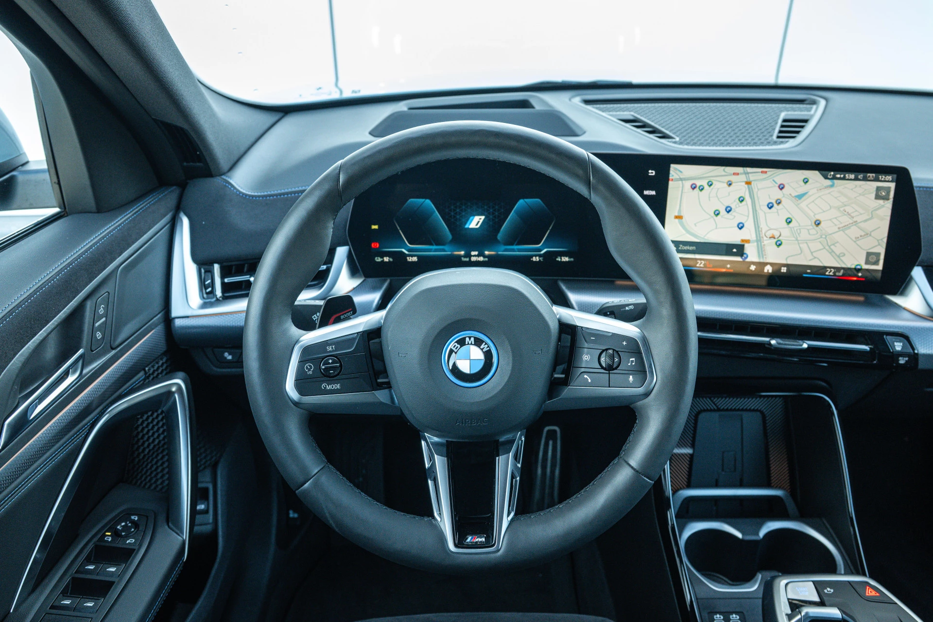 Hoofdafbeelding BMW iX2