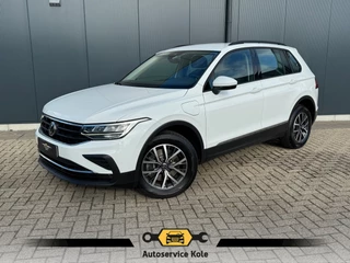 Hoofdafbeelding Volkswagen Tiguan Volkswagen Tiguan 1.4 TSI eHybrid Life * Navigatie * Stoelverwarming * Virtual Cockpit * Adaptieve Cruise Control *