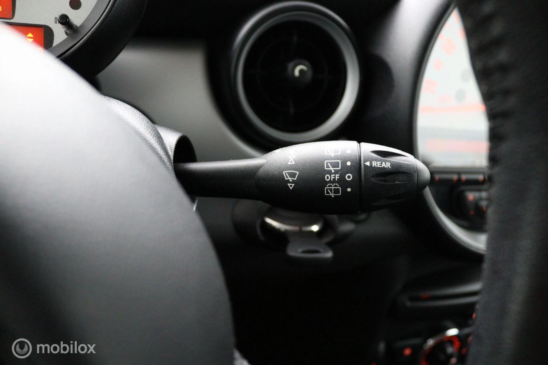 Hoofdafbeelding MINI One