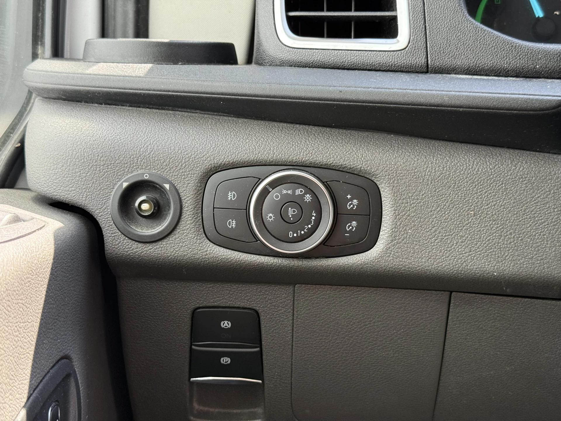 Hoofdafbeelding Ford E-Transit