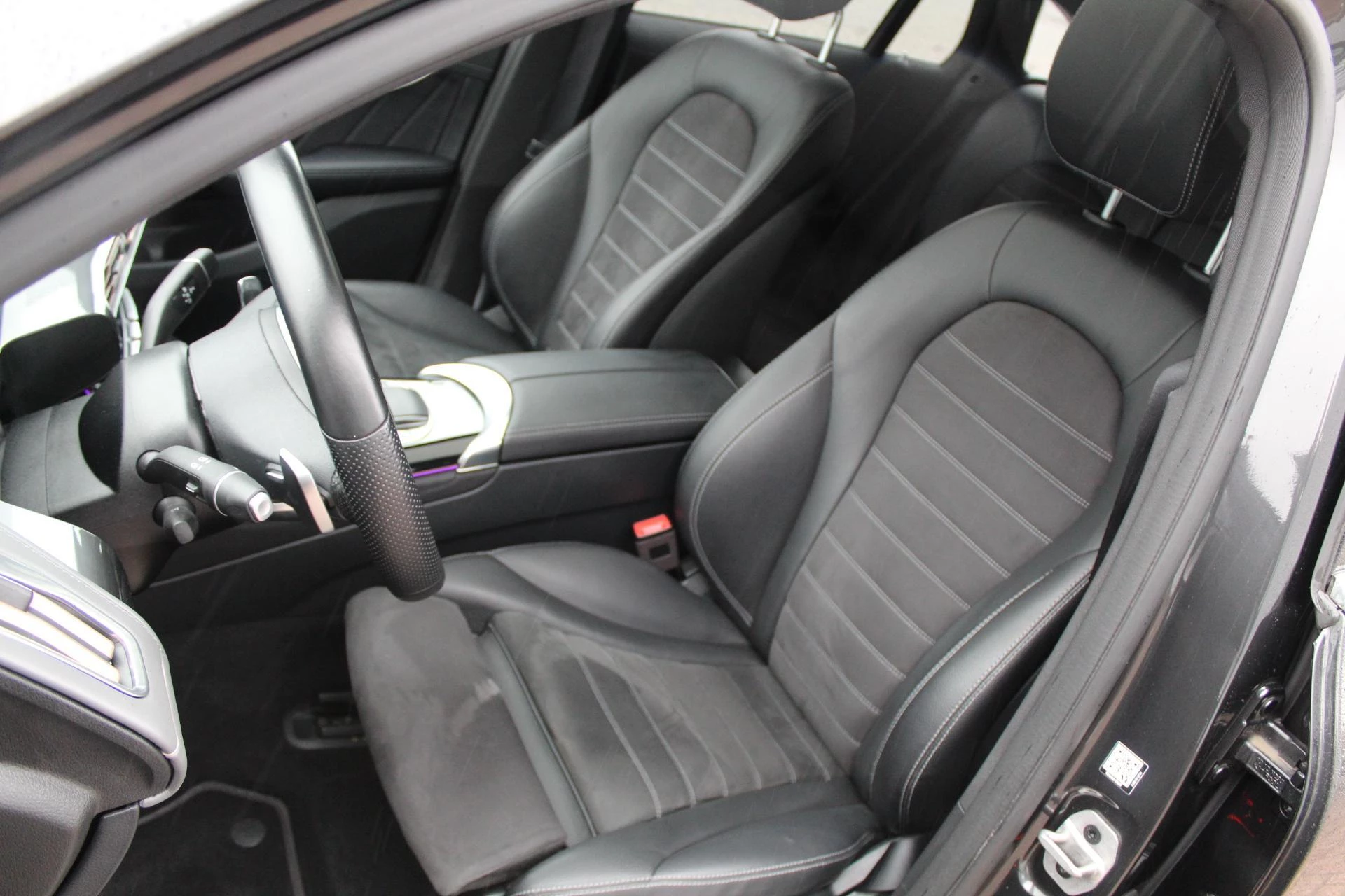 Hoofdafbeelding Mercedes-Benz EQC