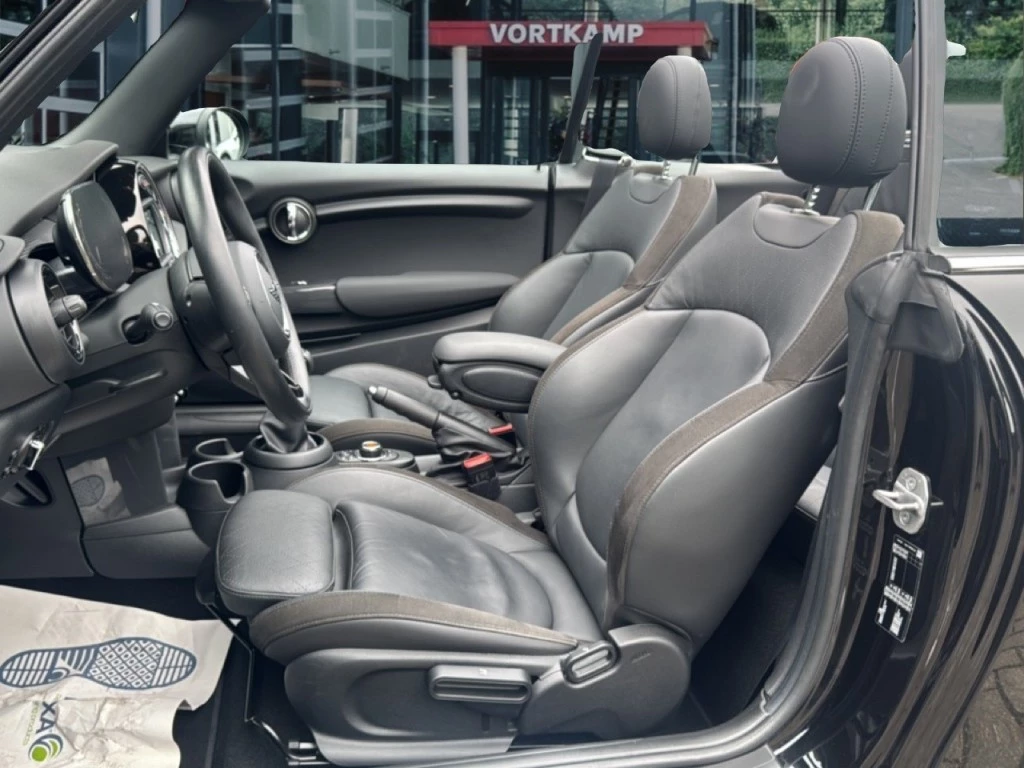 Hoofdafbeelding MINI Cooper Cabrio