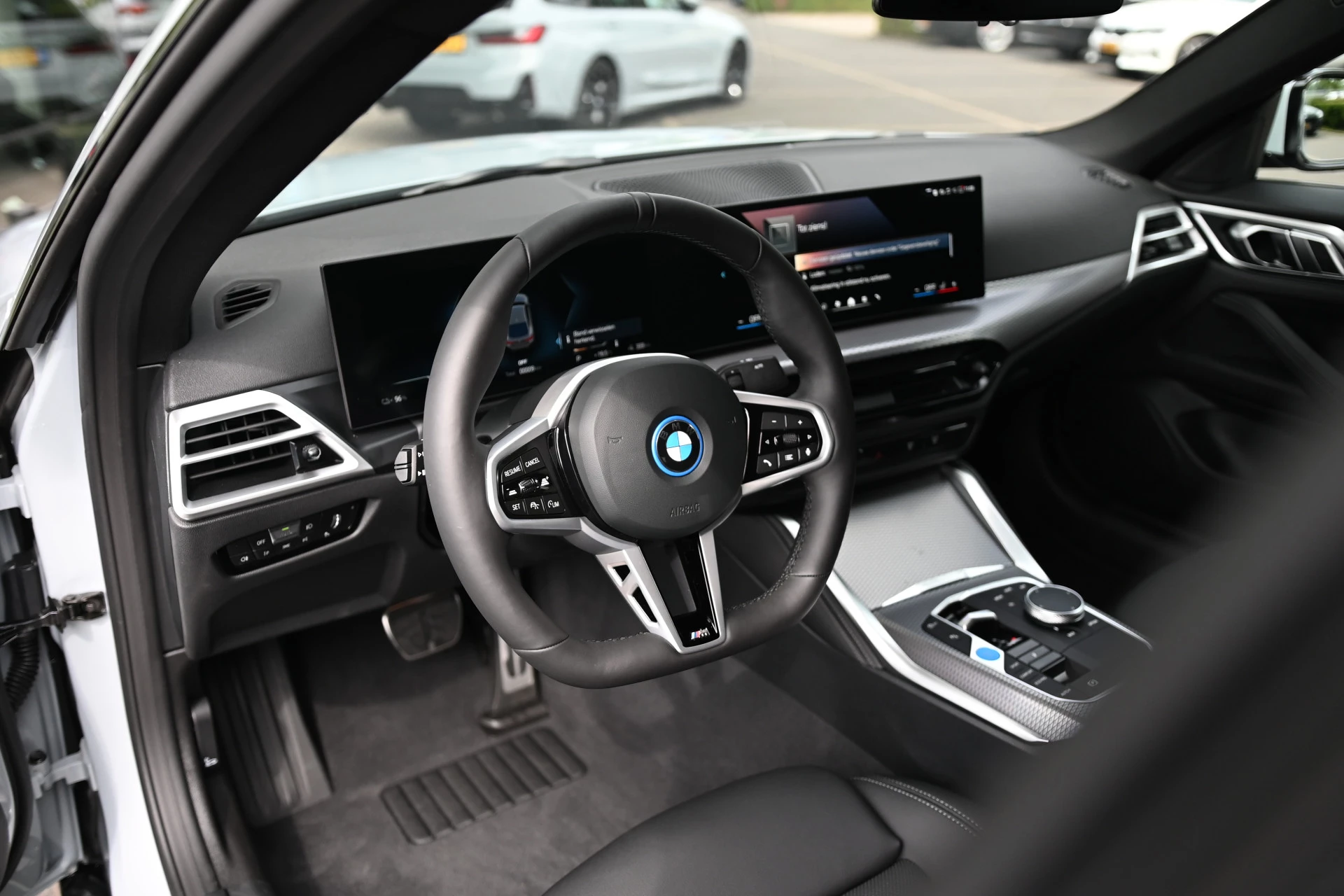 Hoofdafbeelding BMW i4